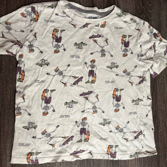 Old Navy Other - 5/$20 Old Navy Skateboard Skeleton Tee